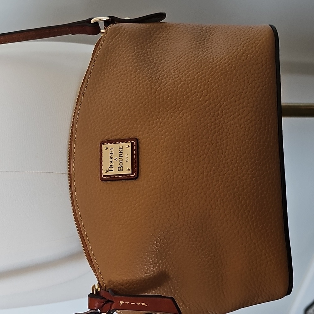 Dooney & Bourke Pebbled Leather Crossbody Bag - Picture 2 of 9